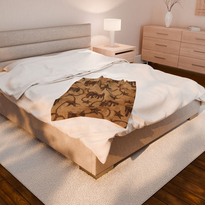 Cozy Western-Themed Velveteen Plush Blanket