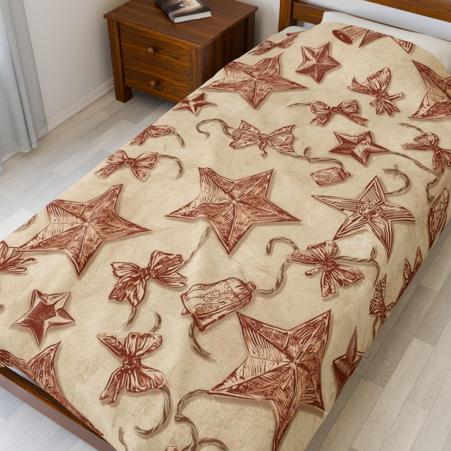 Cozy Star Embroidered Velveteen Plush Blanket